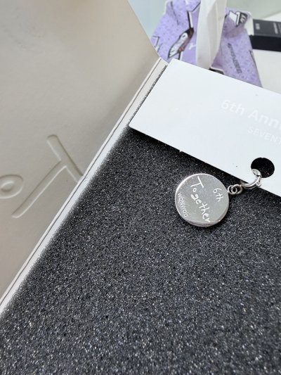 Seventeen 圓佑 六週年吊墜（含卡）