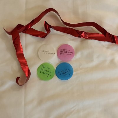 首爾1st 巡迴安可場週 3/22回國隔天處理出貨 有撿碎紙花 有需要可以說 數量有限