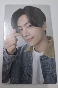 比心（背後也是愛心圖）