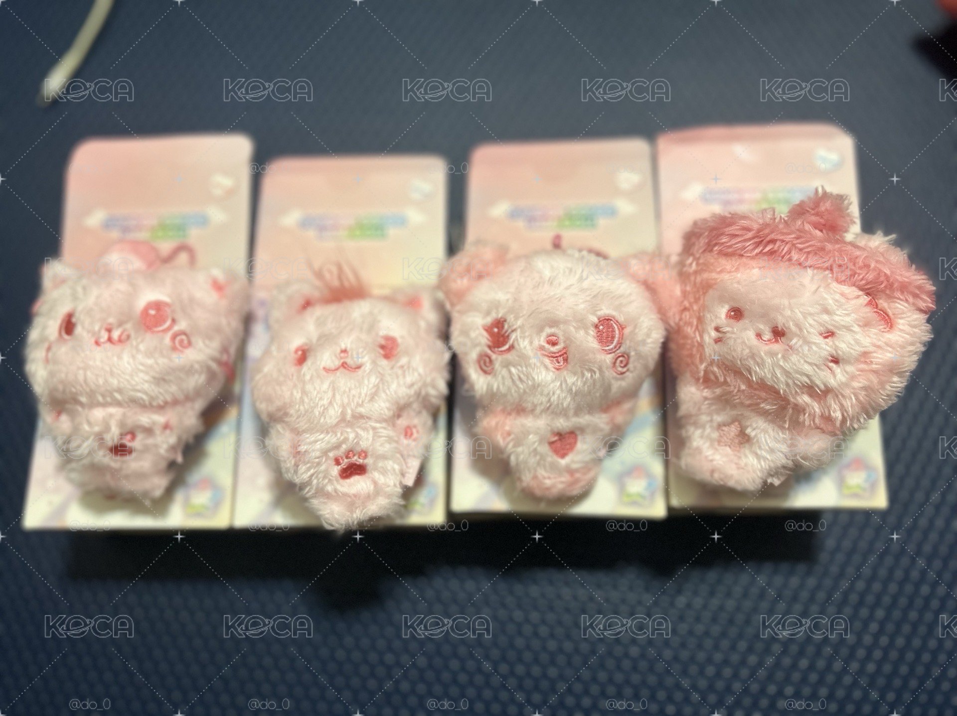 各種粉色彩娃