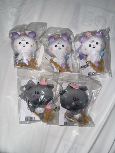 ATEEZ // MIGHTEEZ 魔法師寶寶娃