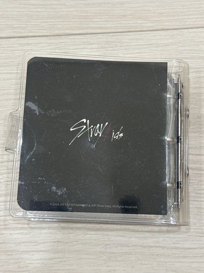 卡冊有使用痕跡