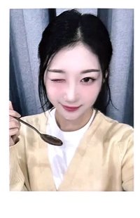 VV ju 線上 簽售卡 