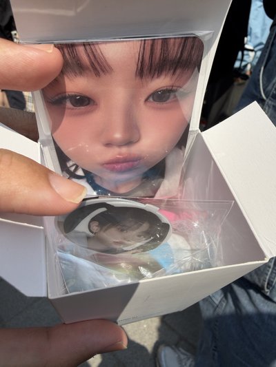 QWER世巡-手燈裝飾