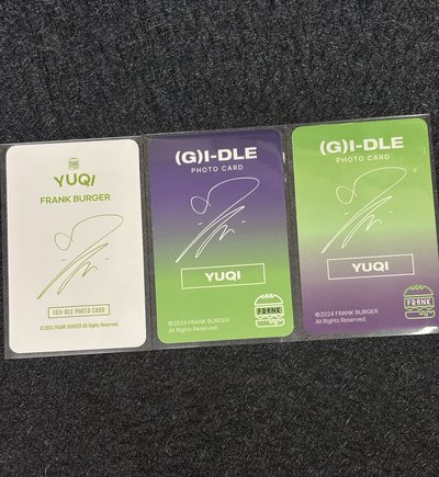 🍓i-dle 漢堡代言卡 雨琦