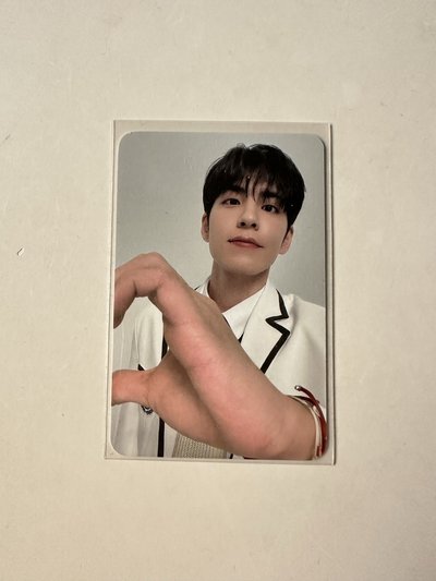 Day6 櫻花控滿額卡