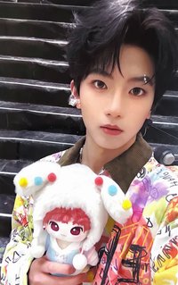 穆祉丞18歲生日 娃卡 周邊卡 A