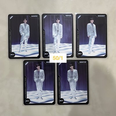 Monsta X 世巡卡包隨機卡