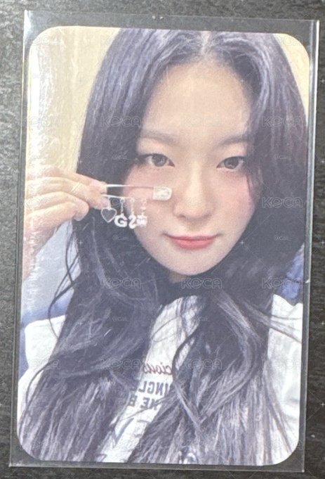RV 瑟琪2023生日別針小卡