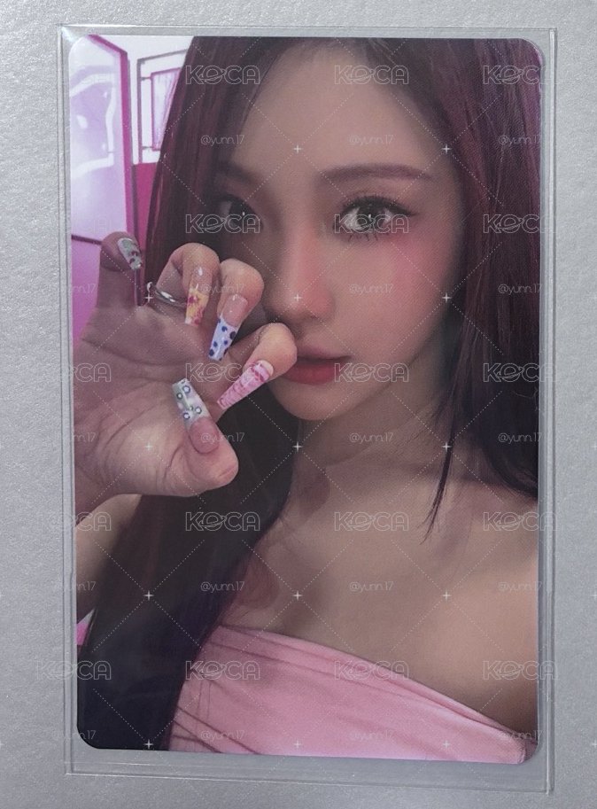 Hot Mess 專輯卡 Poster版
