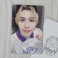 隨機卡自拍 戳臉頰