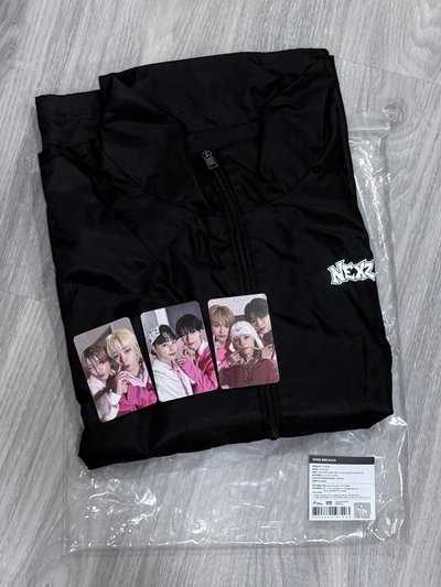 NEXZ ONE BEAT 風衣 含雙人卡 全新未試穿