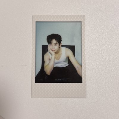 丁海寅 2025年曆拍立得