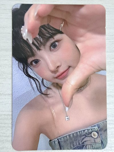 UNFORGIVEN yzy 2.0 簽售卡 採 我是可愛的微笑小土豆