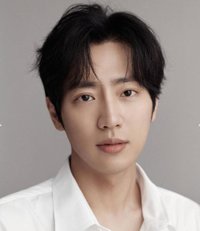 LEE SANG YEOP