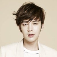 JANG GEUN SUK