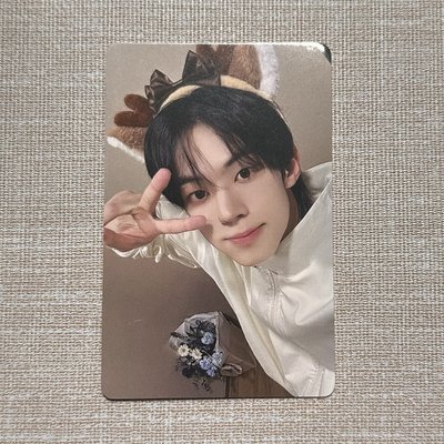 yzy幸運卡+VR電影明信片+迷四單封未拆