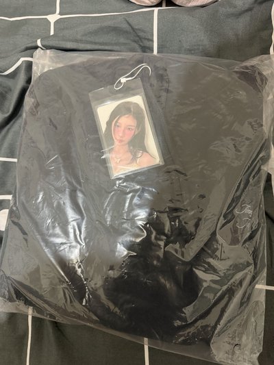 太妍 十週年展覽帽T L 可小議