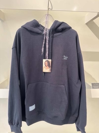 太妍 十週年展覽帽T L 可小議