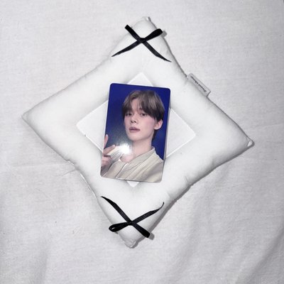 🔴正四 yzy 2.0 特典卡 𝙔𝙀𝙊𝙉𝙅𝙐𝙉 需多帶一張/一個 ⟦⚪️標記的小卡/週邊商品⟧