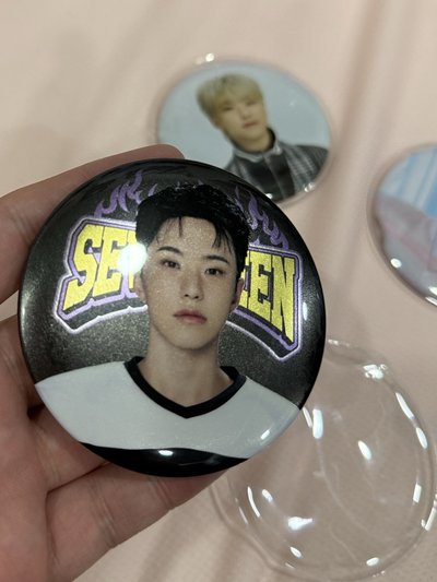 SEVENTEEN HOSHI 徽章 合售
