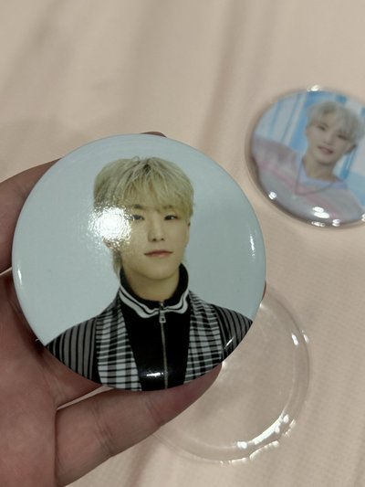 SEVENTEEN HOSHI 徽章 合售