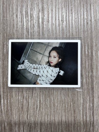 MINA What is love 花絮卡 迷五 問愛