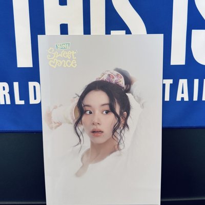 TWICE 五期會員禮 大卡 小海報