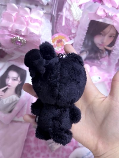 黑炭兔喵鴨ㅊㅊ