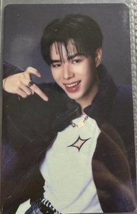 Riser 26年演唱會 隨機卡 Aungpao比心