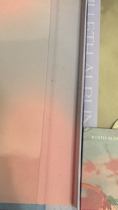 IU LILAC已拆彩專 含小卡 貼紙 照片