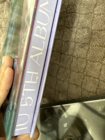 IU LILAC已拆彩專 含小卡 貼紙 照片