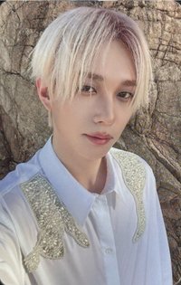 UNIQUE 鑰匙圈 專輯卡 