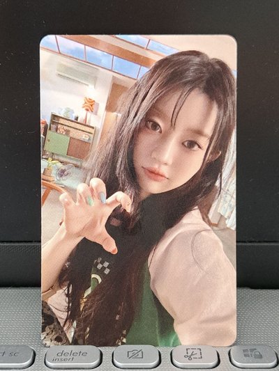 SUPER REAL ME YT Minju