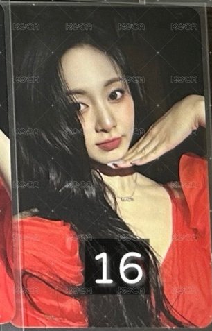 16 紅衣捧臉