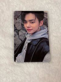 正二幸運卡-有在笑