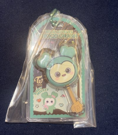 SANA髮夾+MINA MOMO食玩吊飾