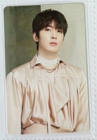 RIGHT HERE 隨機卡