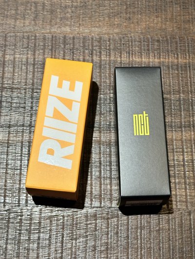 【RIIZE NCT】手燈護唇膏