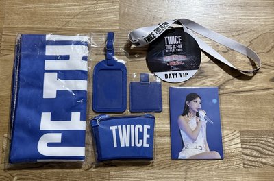 TWICE2025 6th World Tour 'THIS IS FOR'福袋】TWICE 台北場day1 VIP禮