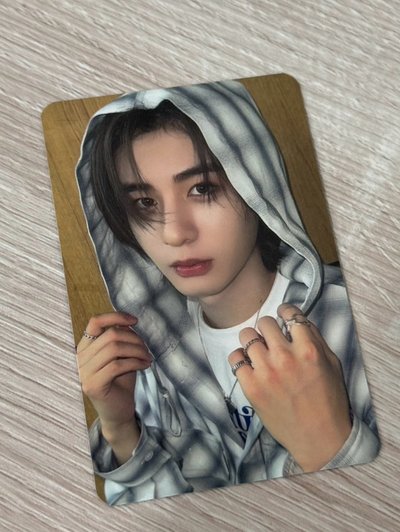 HOW? hello82 la 1.0 簽售卡 