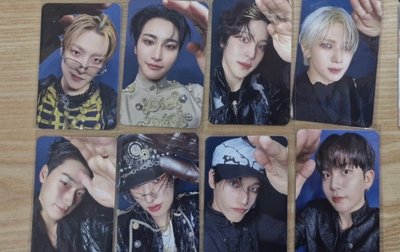 摸摸頭+睡衣雙人卡一套+中鍾2張，睡衣單人卡一套+傘摸摸頭一張