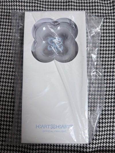 （現貨 一日內寄出）hearts2hearts h2h 全新未拆 一代手燈