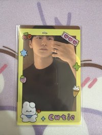 傘尼寶寶 愛自拍(臉小）