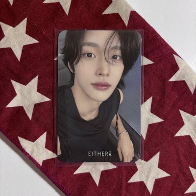 Either 唇釉代言卡 彬 ⋆.˚⊹⁺