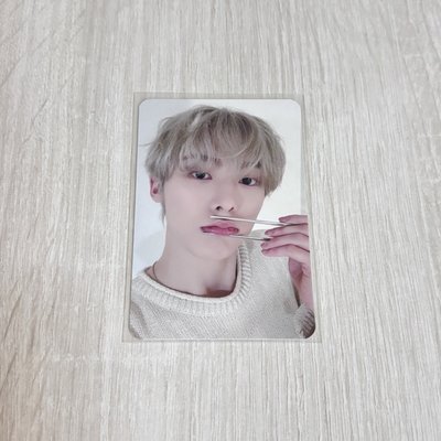 ASTRO 產賀台灣簽售中籤卡