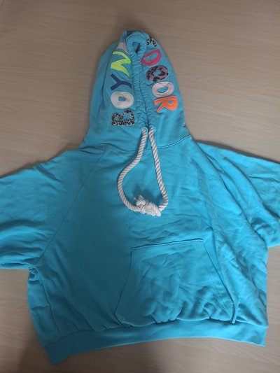 boynextdoor 帽踢 M size （現貨）