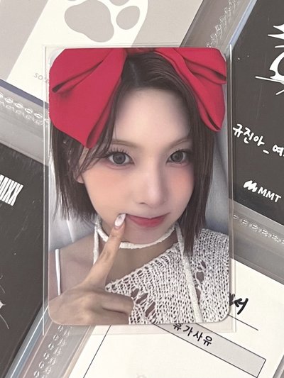 💫 NMIXX 蝴蝶結裴 中背