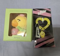 Lisa 坐娃＆壓克力鑰匙扣