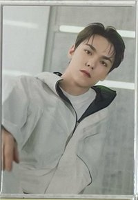 Follow Again隨機卡(手扶膝蓋)